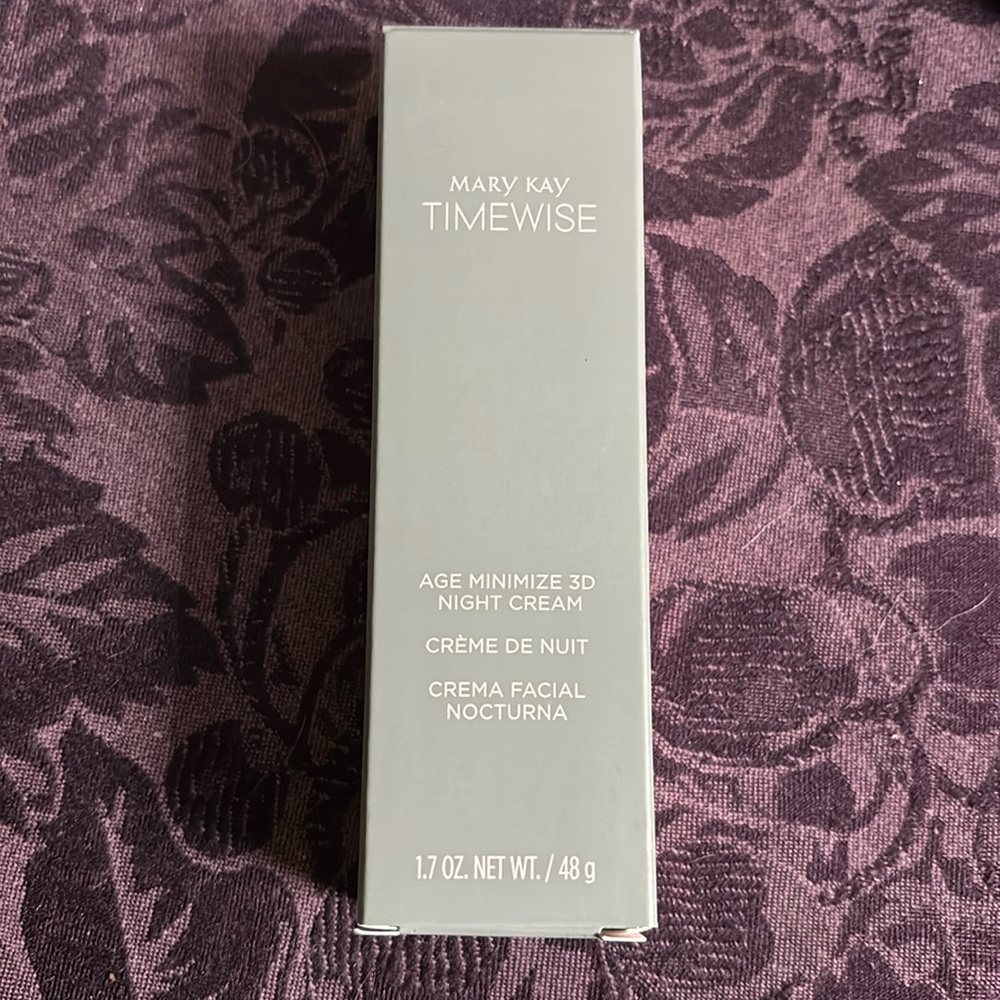Mary Kay Age Minimizing Night Cream
